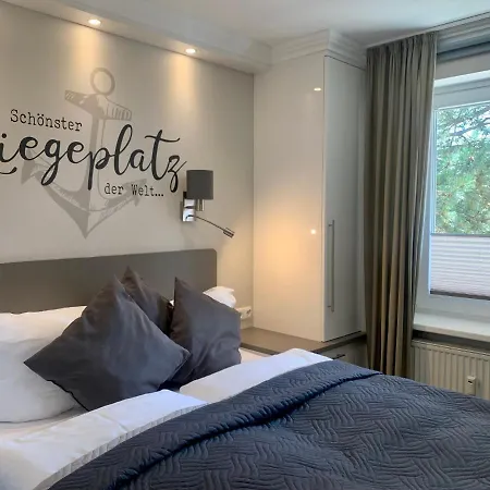 79 Im Haus Anna Ii *